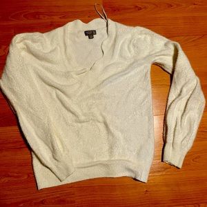 Cupcake V-nevk white sweater